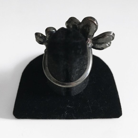 Flower & Rhinestone Fashion Statement Ring - Picture 4 of 5